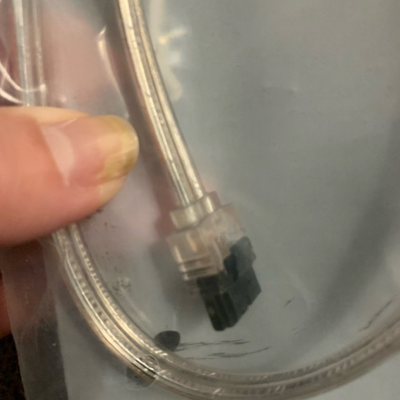 New Data Cable SATA III 24" 6Gb/s w/Latch Silver SC-SATA3-24-LL-SL Serial ATA - Picture 3 of 3